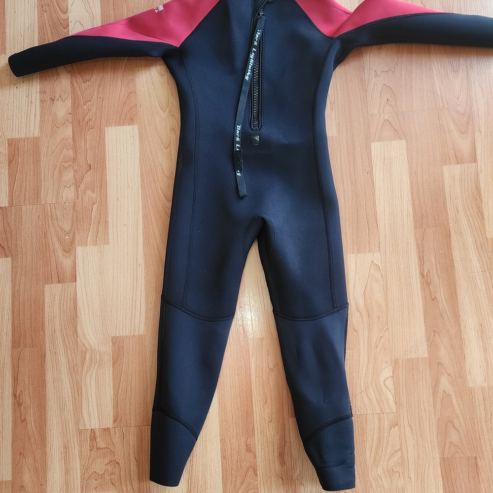 Black and red kids full Wetsuit